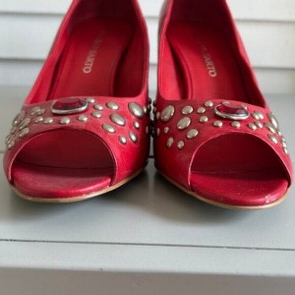 Franco Sarto Fanatic Red Leather Studded Peep Toe Pumps Stacked Heel Size 10M - Picture 7 of 14
